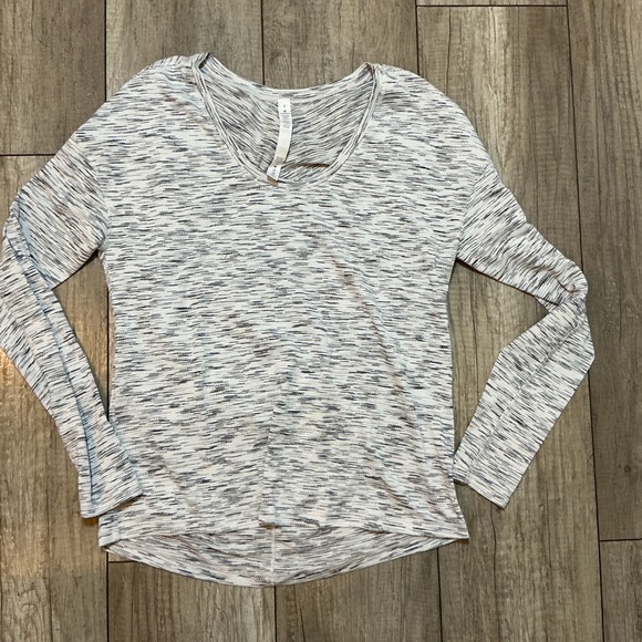 Lululemon Meant to Move Long Sleeve Marble Dye White Gray Size 8 - Picture 1 of 4